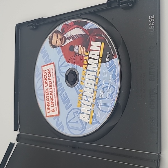 ANCHORMAN: The Legend of Ron Burgundy(Full Screen Unrated Edition)  DVD - Picture 3 of 4